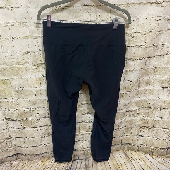 Brooks Black Lightweight Capri Running Athletic Pants - Picture 3 of 4